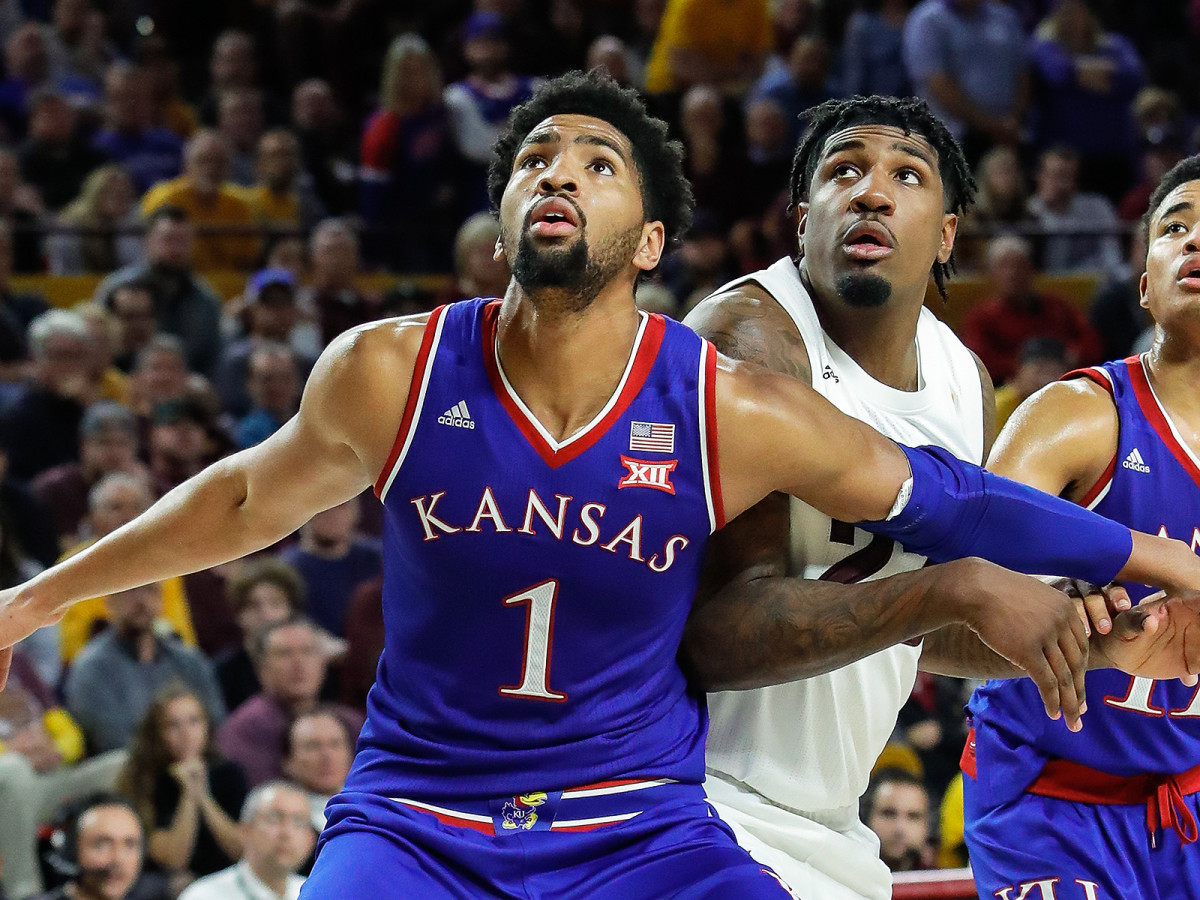 dedric-lawson-midweek-rebound-inline.jpg